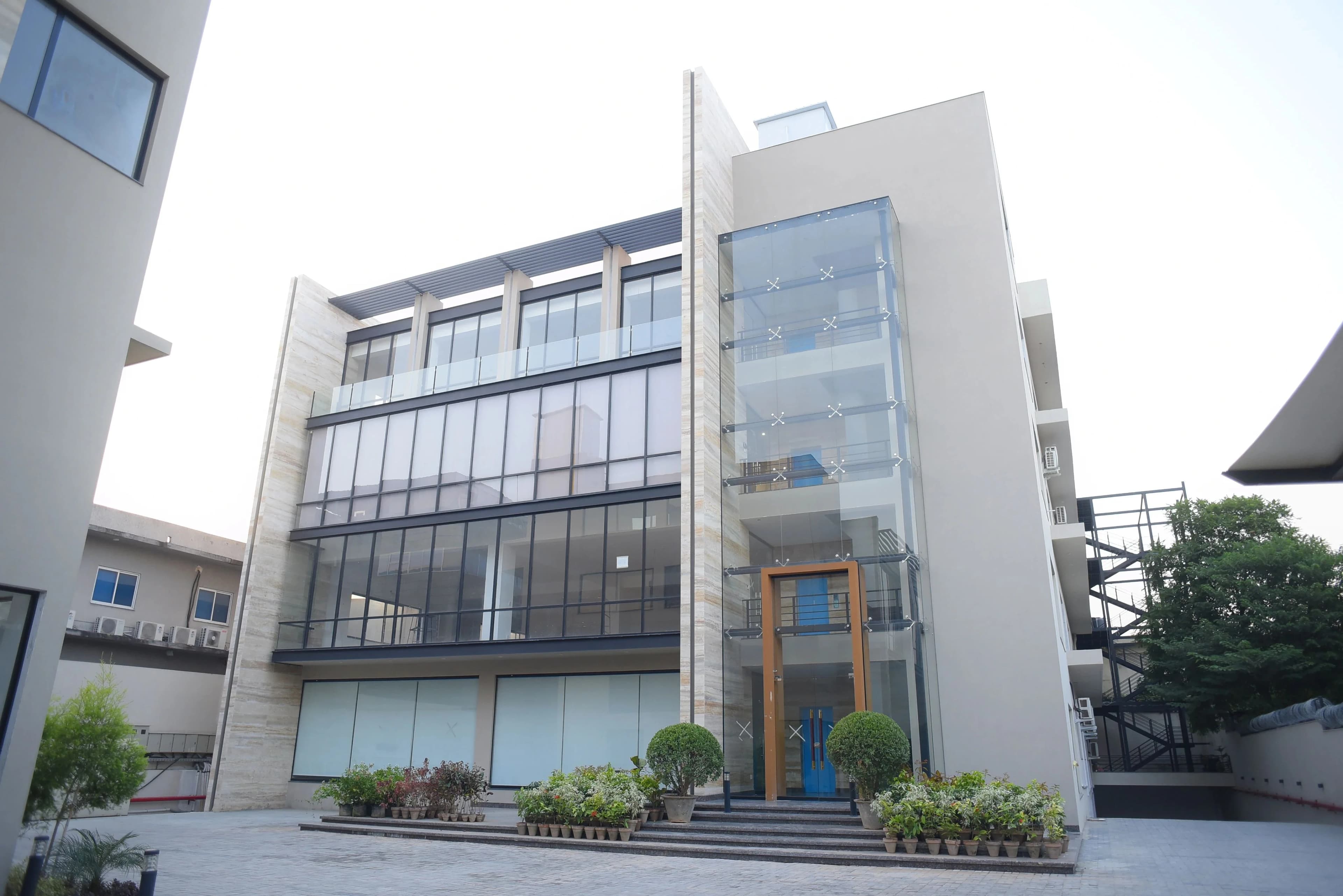 Cowork24 Gulberg Private Office